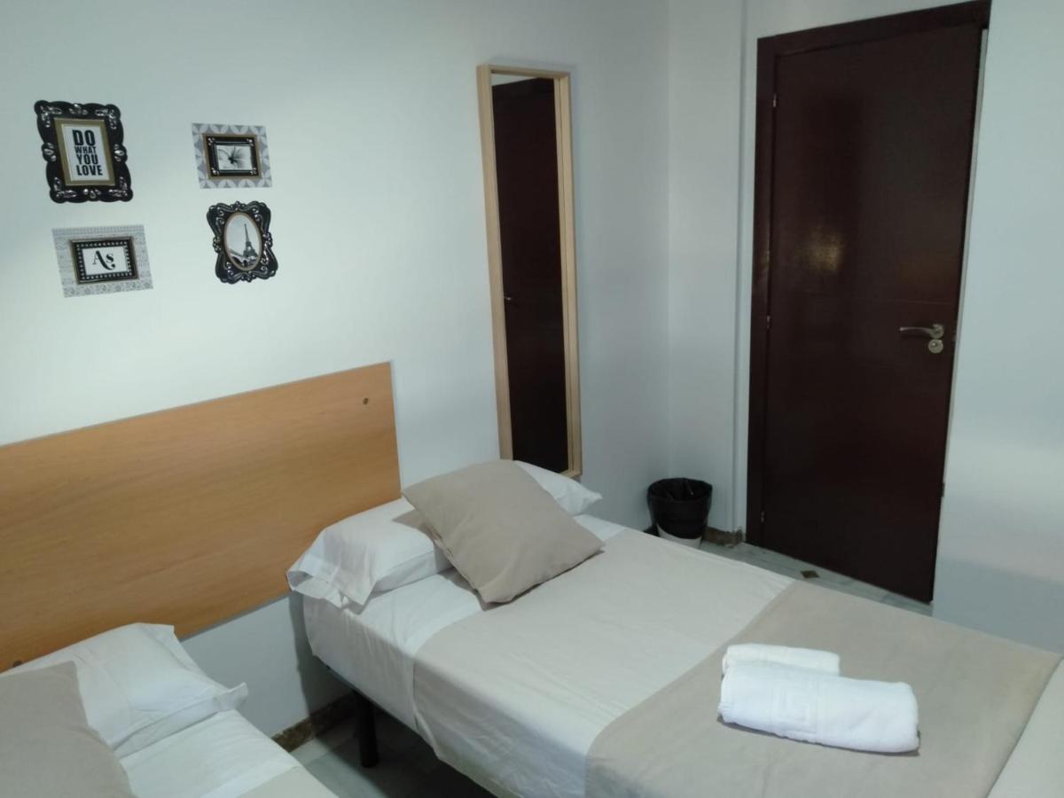 New Hortaleza Coliving Hotel Мадрид Екстериор снимка